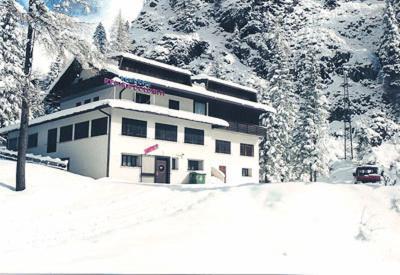 Residence Regina Delle Dolomiti Rocca Pietore Luaran gambar