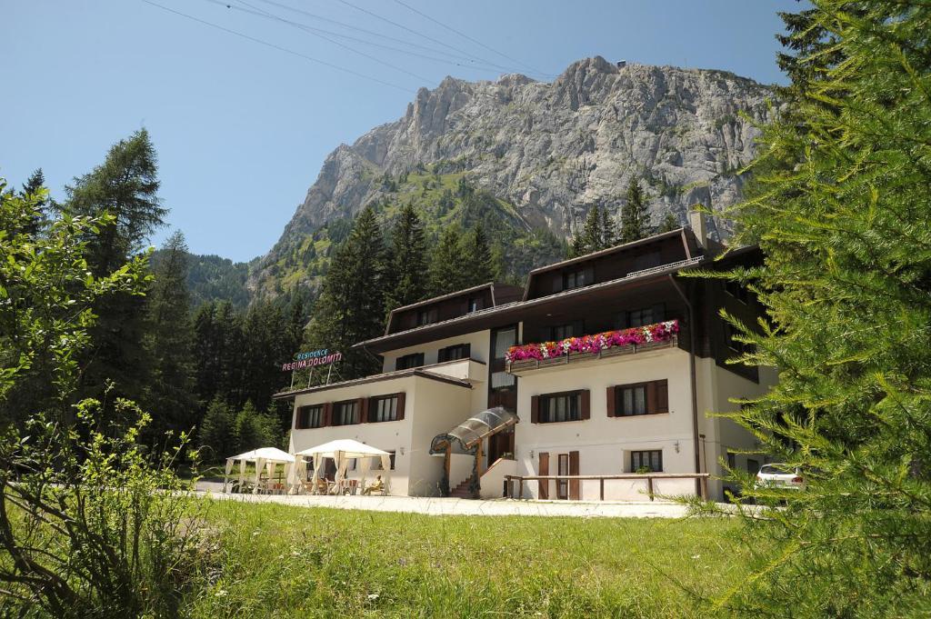 Residence Regina Delle Dolomiti Rocca Pietore Luaran gambar